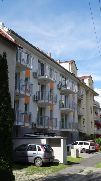 Sweet Home Apartment Дьёр Экстерьер фото